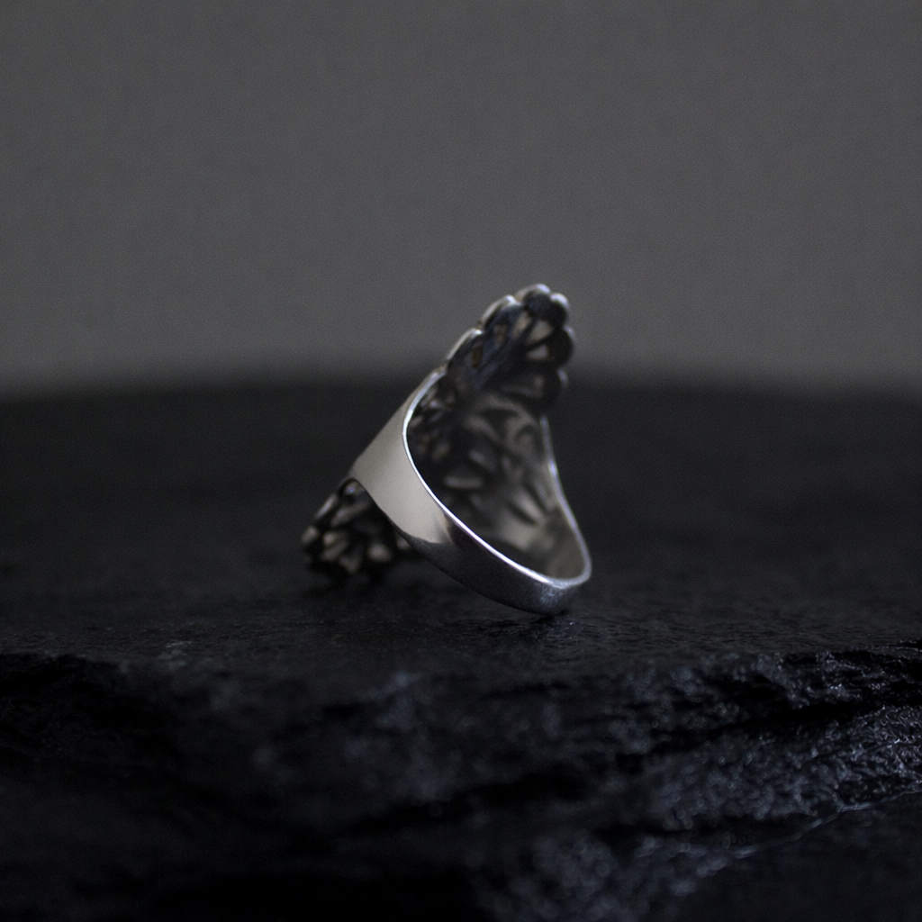 Peacock ring