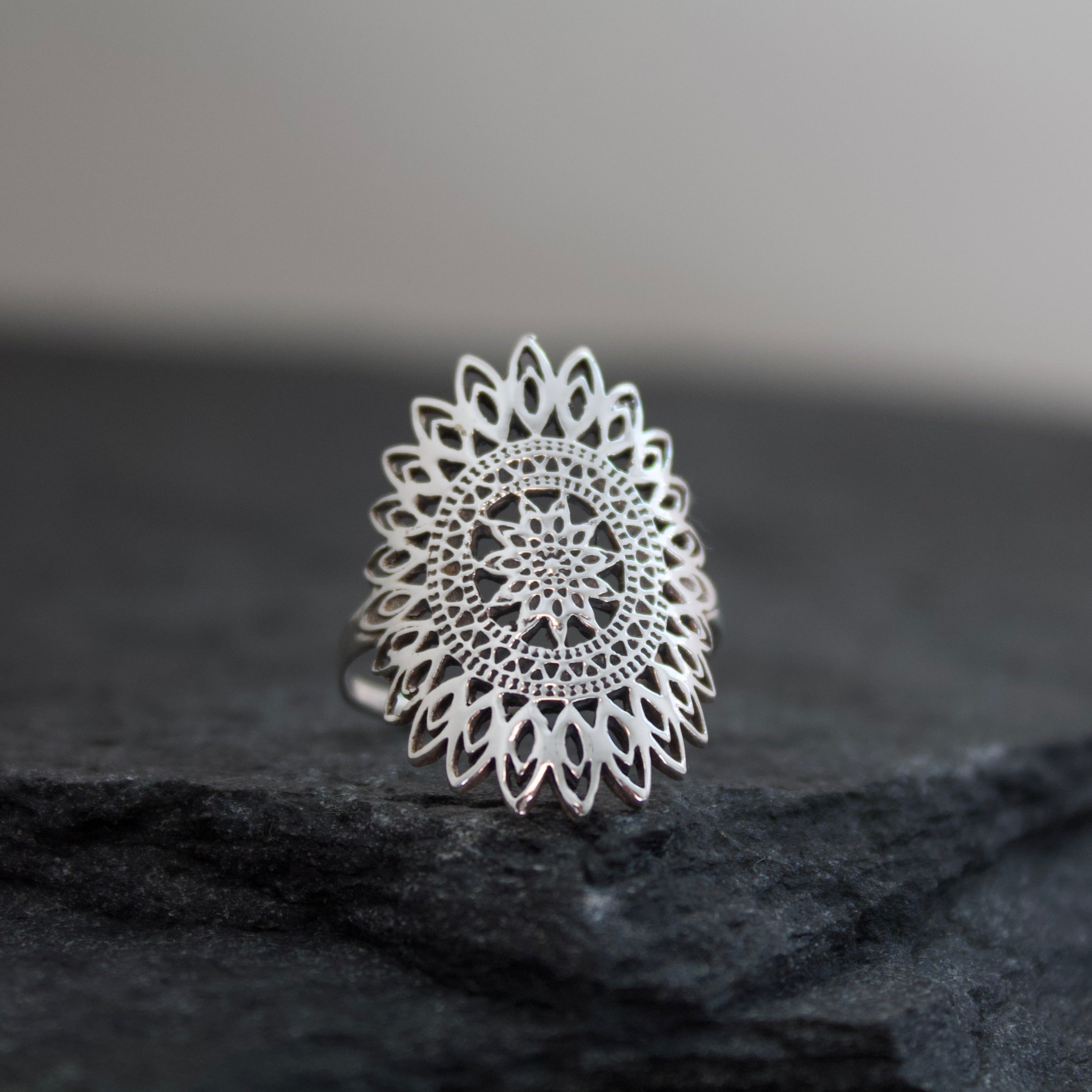 Solara Filigree Ring